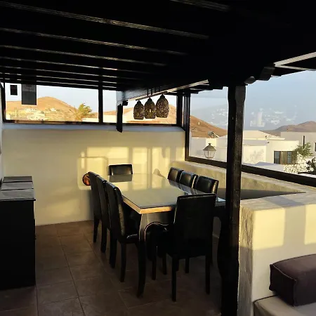 With Heated Pool 빌라 Nazaret