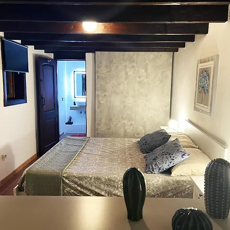 With Heated Pool Villa *