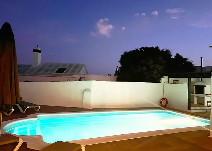 With Heated Pool Willa *